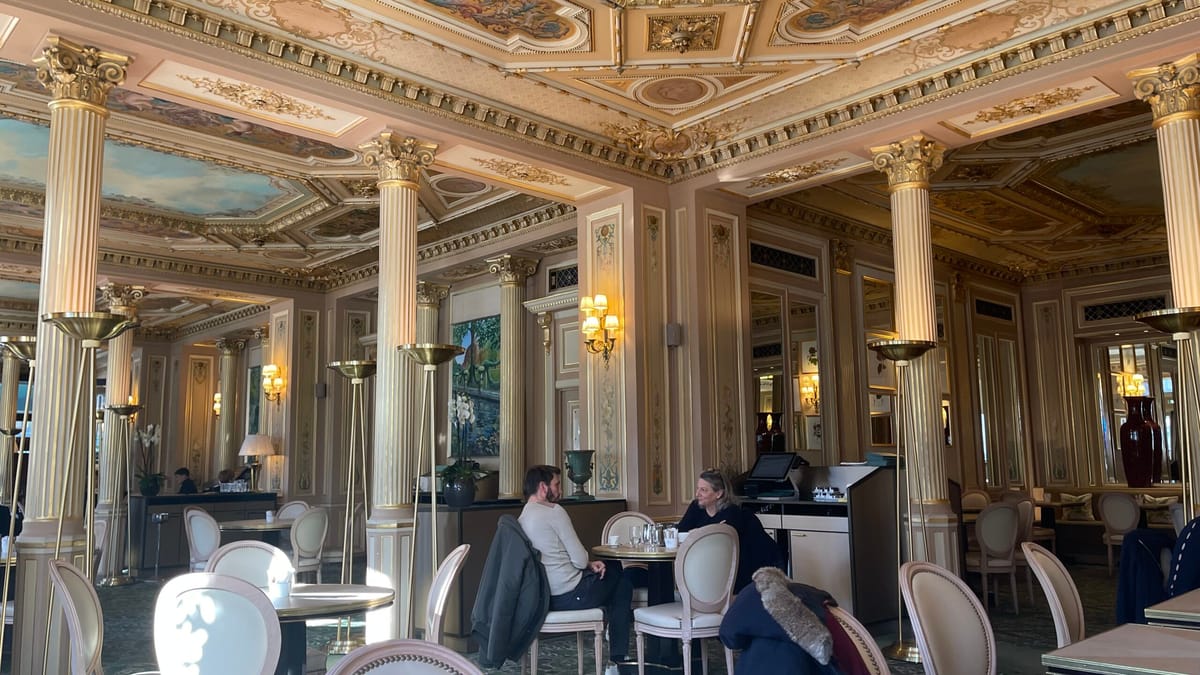 Le Café de la Paix- Face à l’Opera Garnier